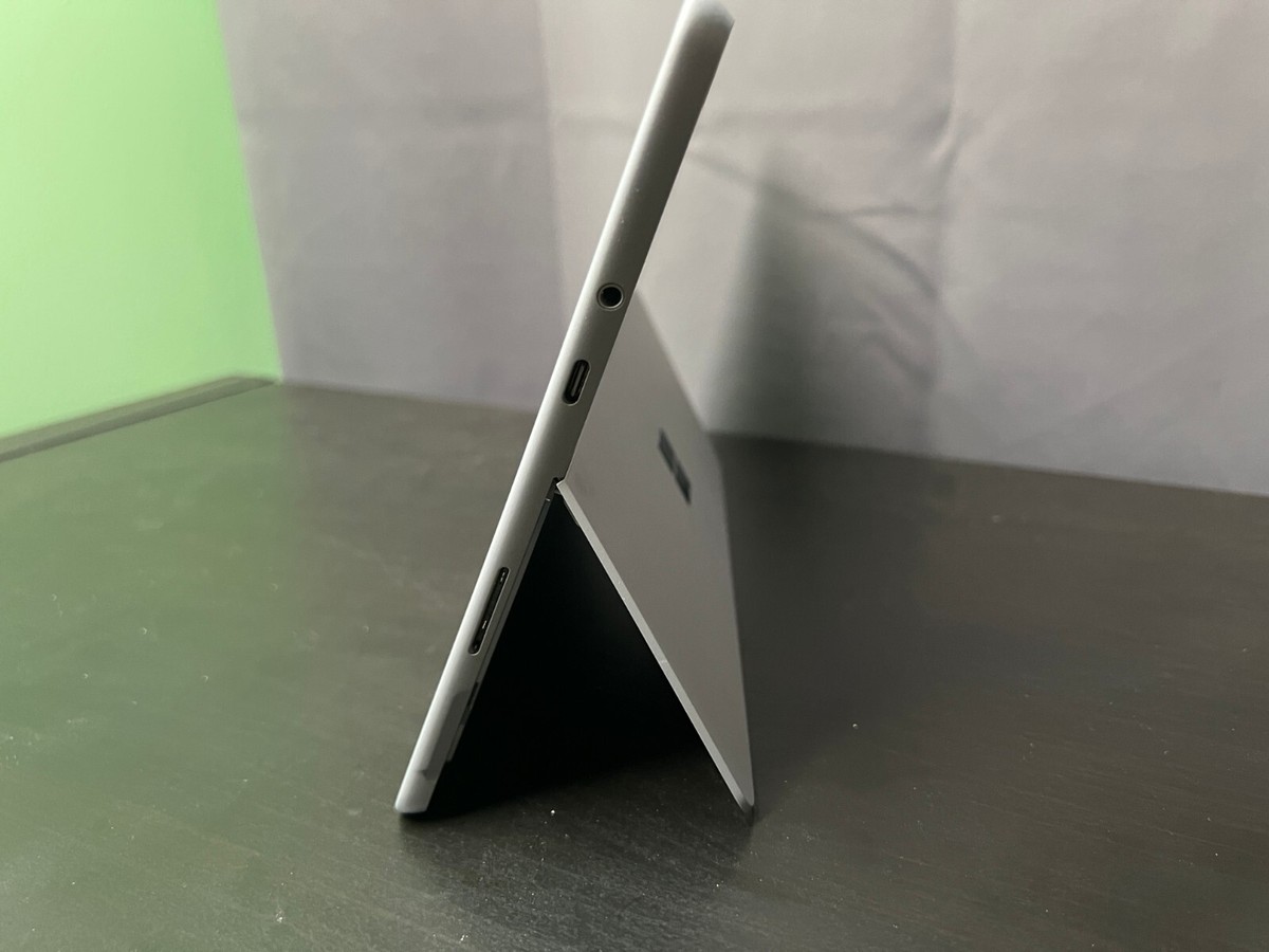 #083 Surface Go 2 モデル1927 m3-8100Y LTE対応 180 Surface Go 2 モデル1927 LTE対応 Office付 - メルカリ
