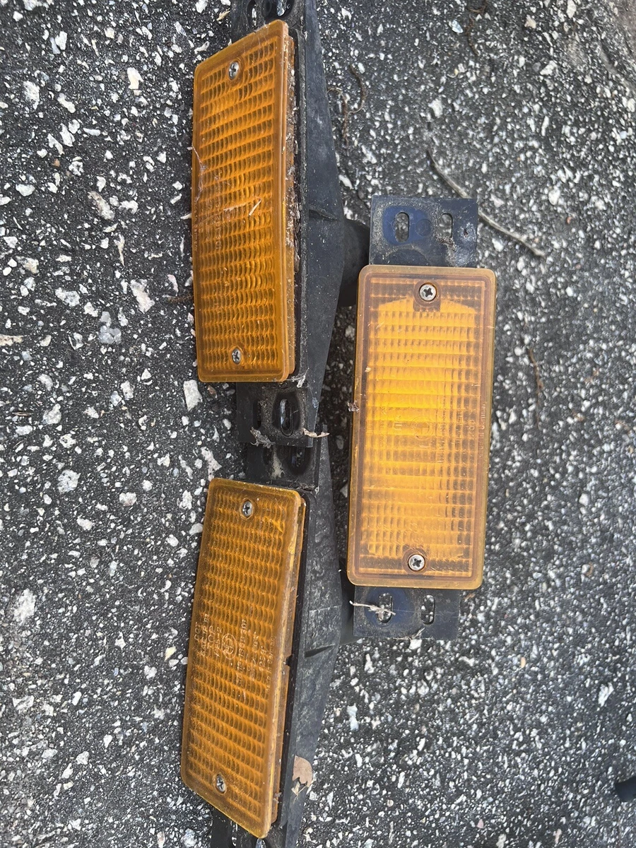 BMW E28/E30 3-Series 5-Series Front Turn Signal 63131369298 | eBay