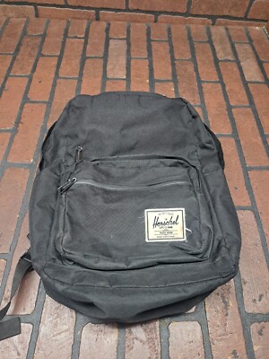 herschel backpack student discount Retreat Small Supply Co. USA Theres a water bottle pocket on the side Herschel Supply Pop Quiz Black