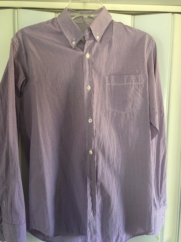 A Nice Collezione Casual Button down Shirt Mens S/ M with  free shipping