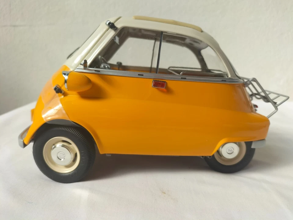 1/12 BMW Isetta 250 Export 1960 Premium ClassiXXs art. 10003 1:12 pastel orange - Immagine 2 di 4