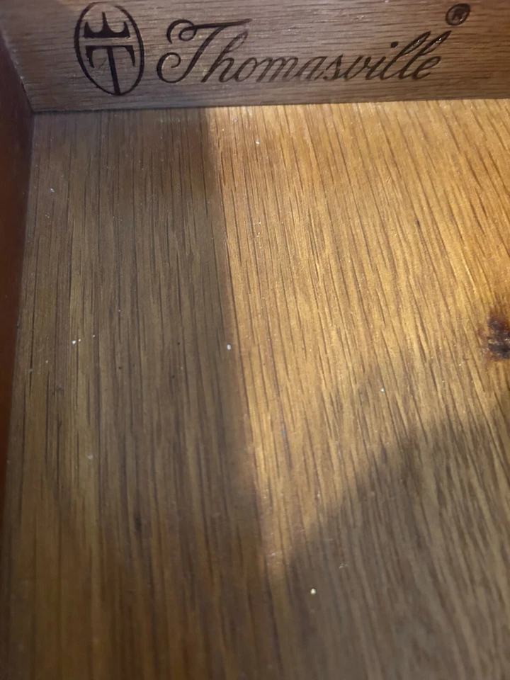 THOMASVILLE FURNITURE Cherry Buffet /Server - Image 2 of 3