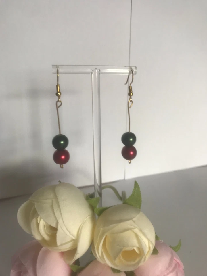 Boucle d'oreille à perle nacrée noir et rouge - Photo 1/1