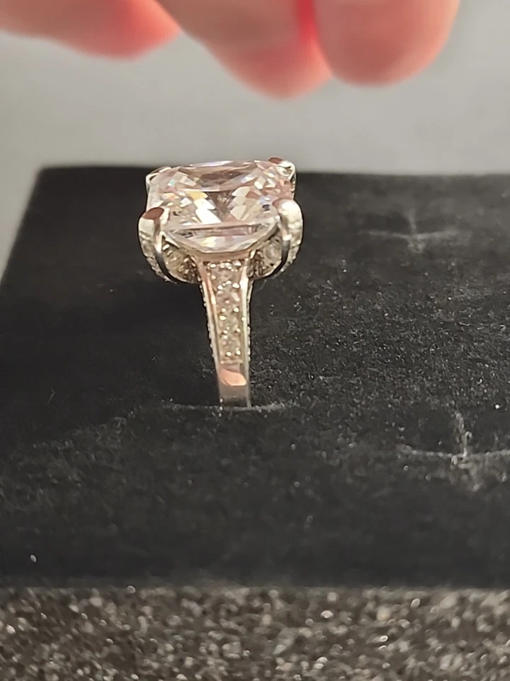 Charles Winston White CZ Scintillant Cut Rhodium Plated Sterling Silver Ring Sz8 - Image 4 of 4