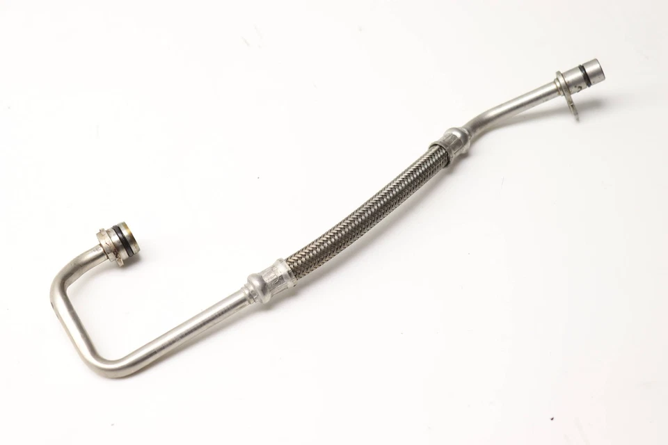 AUDI A8 QUATTRO 2013-2018 4,0 L - Tubo de suministro de aceite turbo derecho / línea 079145140F Foto 2 de 4