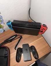 Nintendo Switch Konsole Joy-Con Rot/Blau Dock Netzteil Zubehörpaket