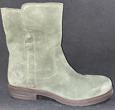 Celtic & Co Green Khaki Suede Ankle Boots Size 8 / 41 Zip Up