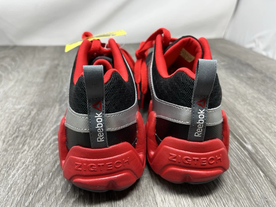 Reebok Zigtch Big n Fast BD3907 Zapatos para Correr Tenis Niños Talla 5 Rojo y Negro Foto 4 de 4