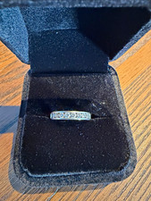 18ct White Gold 0.50ctw Diamond Channel-Set Band Ring Size H 1/2 / 7 Stones 5mm