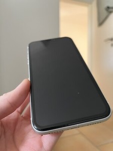 Apple iPhone 11 A2221 - 128GB - Weiß (Ohne Simlock) (Dual-SIM)