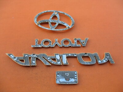 1995 TOYOTA AVALON XL REAR LID GOLD EMBLEM LOGO BADGE SIGN SYMBOL