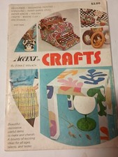 Accent on Crafts by Dona Z. Meilach Circa 1970 Magazine/Patterns A2