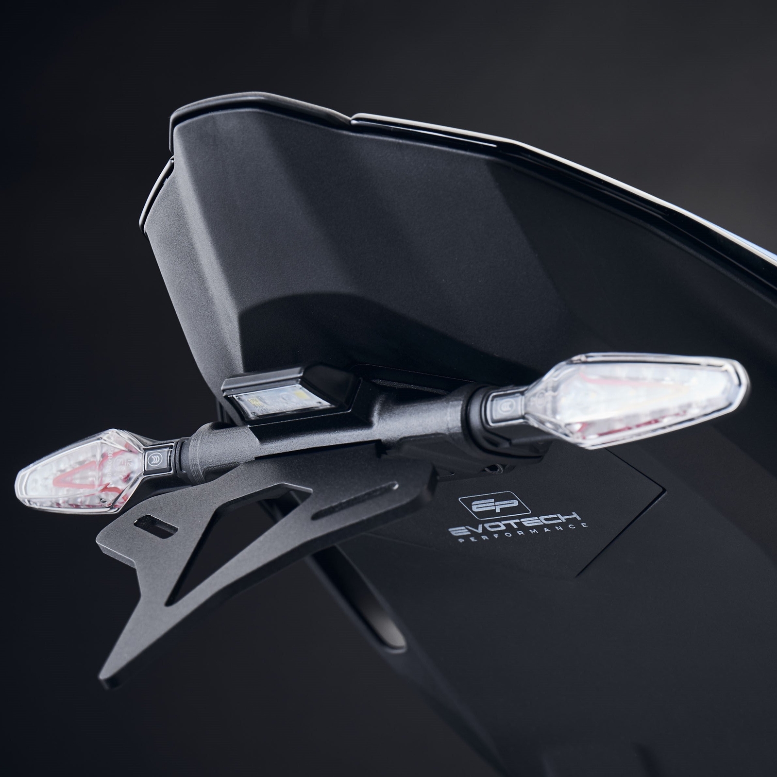 Support de plaque BMW S1000RR 2023+ Evotech Performance look piste
