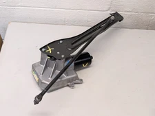 04-10 QX56 Armada Rear Power Electric Liftgate Motor Actuator Tailgate