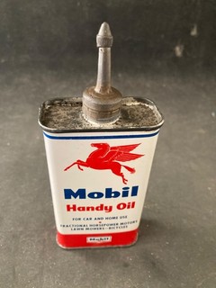 Mobil Handy Oil 4oz Full