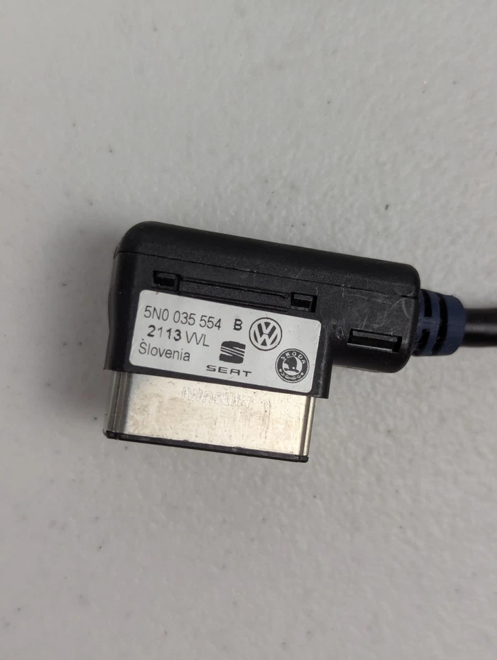 Volkswagen VW MDI Adapter Cable Compatible with iPhone 5N0 035 554, iPad, iPod - Image 2 of 4