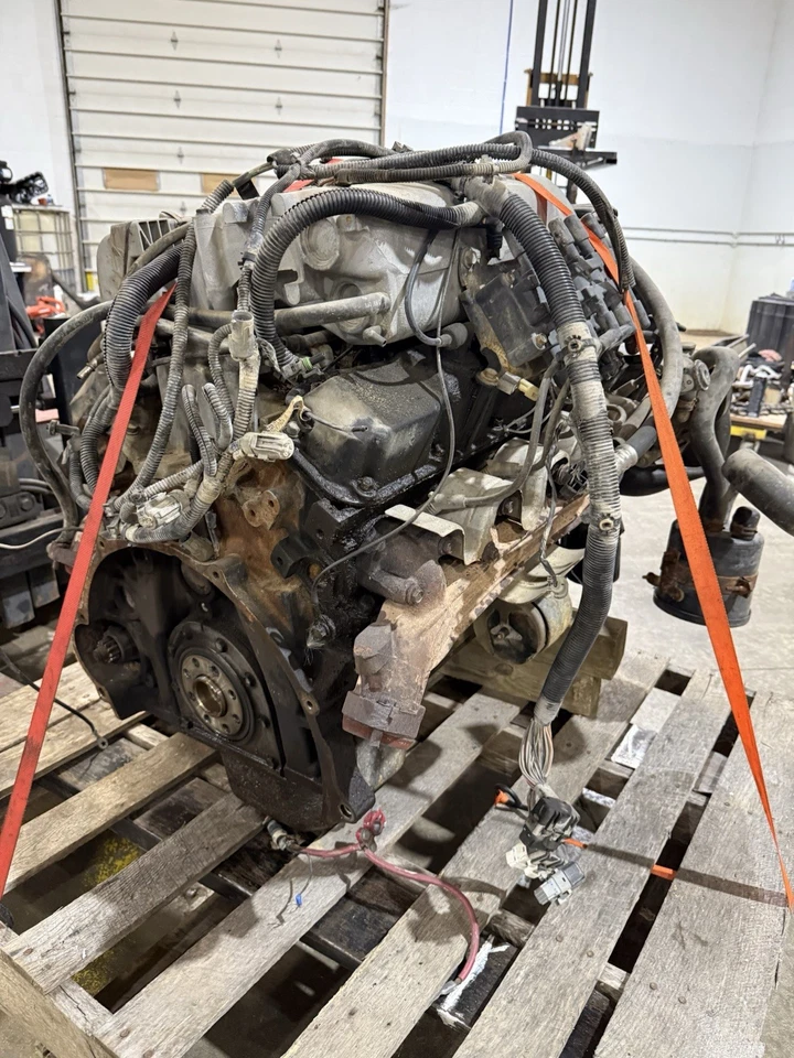 1996-2002 8.0L V10 Gasoline Engine from 1996 Dodge RAM 2500 3500 151k miles - Image 3 of 4