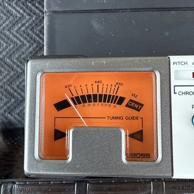 BOSS TU-12H Chromatic Guitar & BASS Tuner made in japan