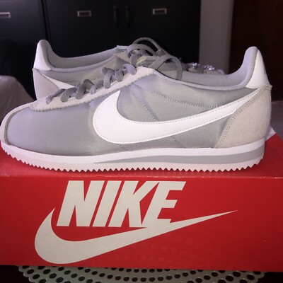 Nike Cortes Basic Nylon Wolfsgrau Größe 45 / 29 cm 