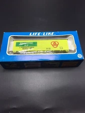VINTAGE HO SCALE RAILROAD LIFE LIKE TRAIN CAR  BALLANTINE  made In HONG KONG