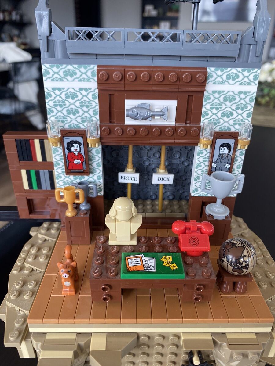 Lego Batman Classic Tv Series Batcave for Sale in Palm Springs, FL - OfferUp