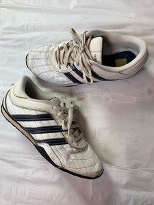 indoor soccer shoes size 10