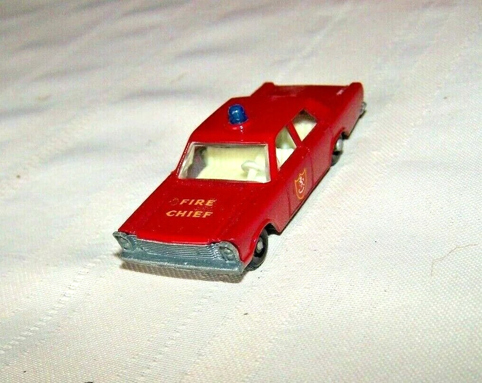 Lesney Matchbox Phantom #55/59 Ford Galaxie Custom Fire Chief Car Blue Dome N/M - Image 2 of 4