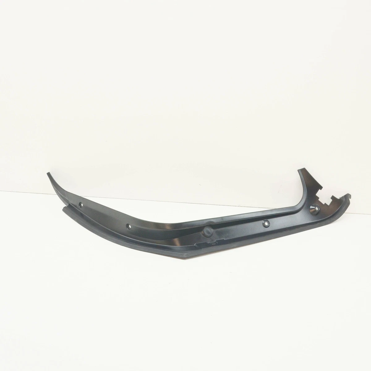 NEW MERCEDES-BENZ E W211 INTERIOR REAR RIGHT UPPER TRIM 