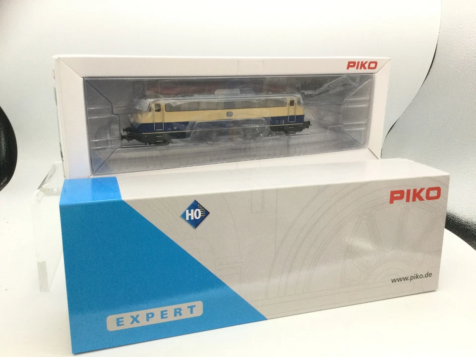 Piko 51812 HO Gauge Expert DB E10 1270 Electric Locomotive III - Image 2 of 2