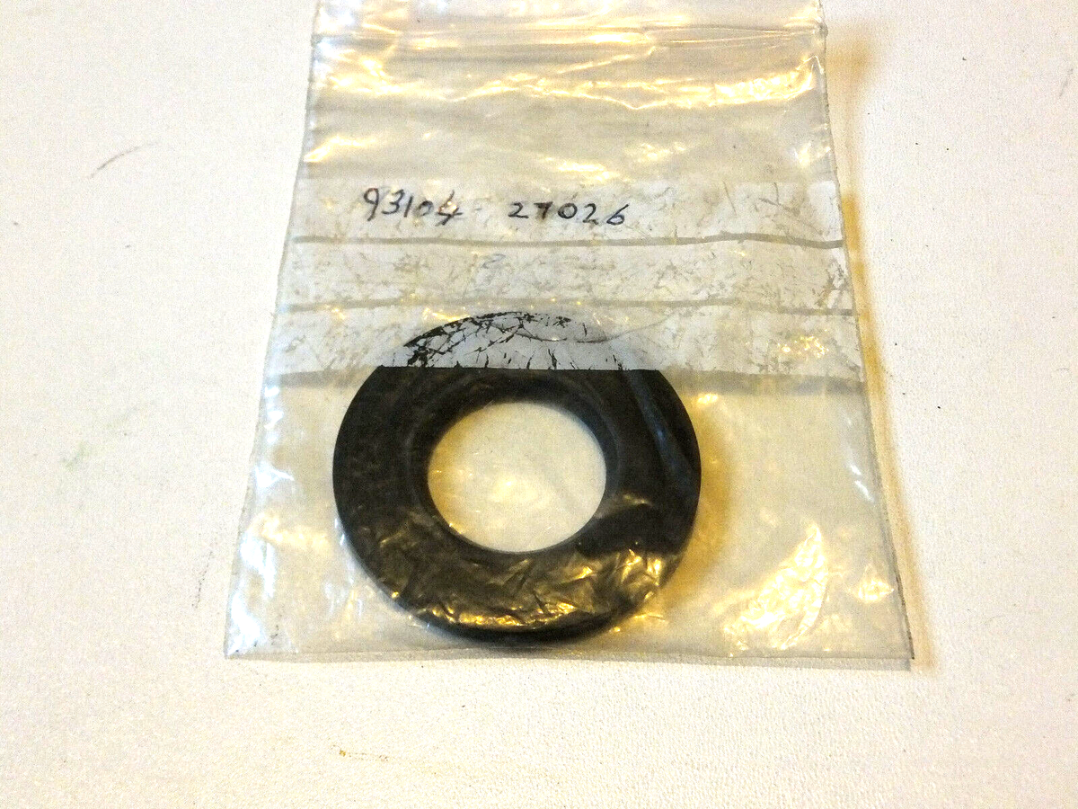YAMAHA L/H REAR WHEEL OIL SEAL, FITS RD250LC XS250 XS1100 93104