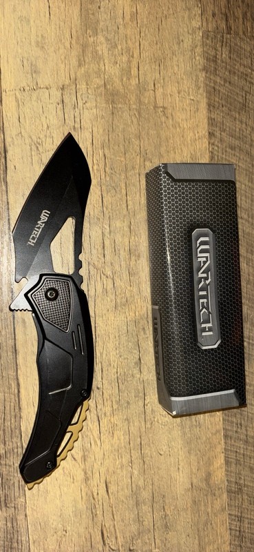 WarTech Black Metal Handle Plain Blade Manual Pocketknife with Box