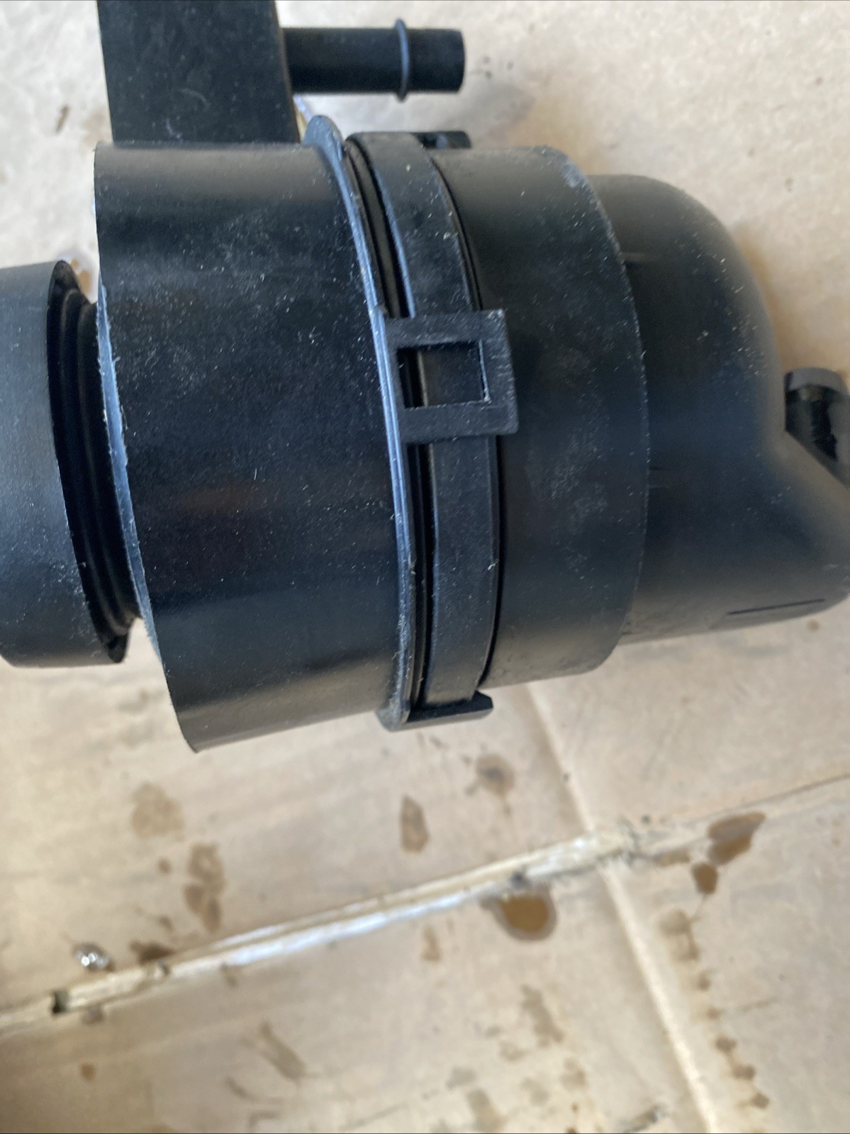 Audi R8 2014 REAR Power steering reservoir