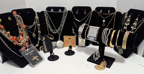 VINTAGE SILVER/GOLD TONED LISNER/MONET/AK/KC/BRIGHTON/SC + HUGE JEWELRY LOT!