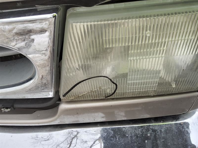 Driver Corner/Park Light Park Lamp-turn Signal Fits 01-03 Driver Corner/Park Light Park Lamp-turn Signal Fits 01-03