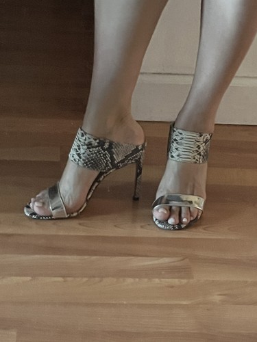 Stuart Weitzman Myslide Mules Snake Stiletto Sandals Pumps EUC US Womens Sz 8.5 - Picture 14 of 15