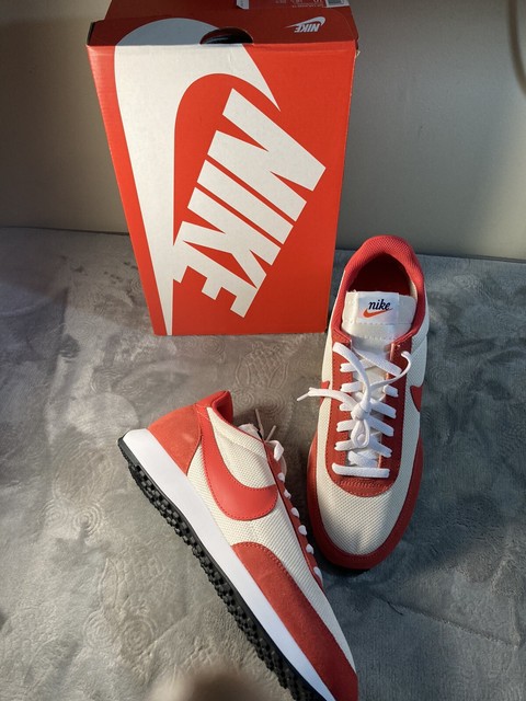 stranger things nike red