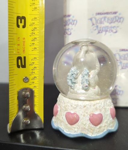 Dreamsicles "Love Hearts" 2.25" Waterglobe - Picture 3 of 4