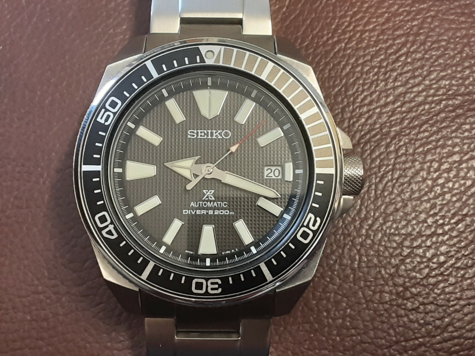 seiko 200 meter dive watch
