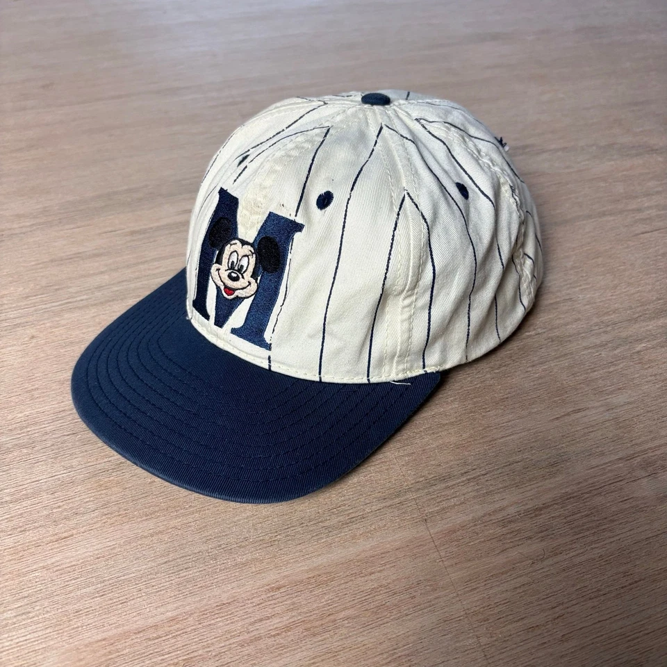 DE COLECCIÓN AÑOS 90 DISNEY • GORRA A RAYAS MICKEY MOUSE "M" Foto 2 de 4