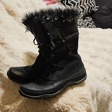The North Face Black Fur Trim Lace Up Insulated Mid-Calf Snow Boot Women 9