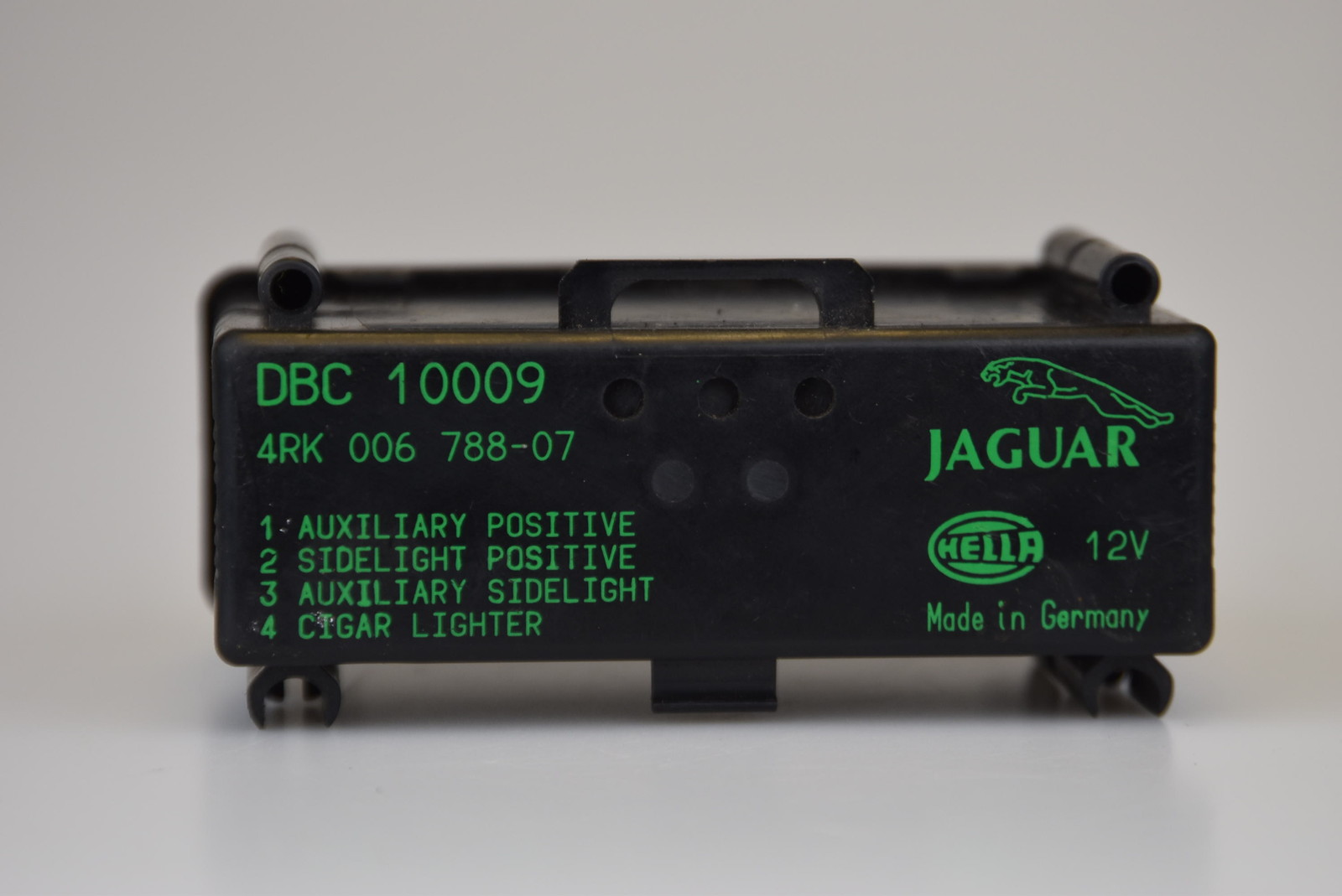 Реле hella 12v