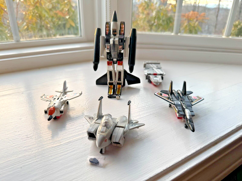 Vintage Lot G1 Transformers Jets aircraft carrier