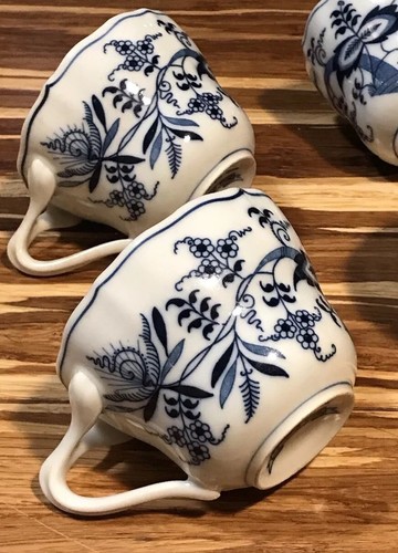 Blue Danube Lot of 8 Coffee Mug Tea Cups w/ Blue Onion Design REG US PAT OFF - Picture 3 of 10
