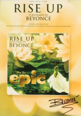 BEYONCE KNOWLES signiertes 'Rise Up'-Foto - Popsänger - Vordruck