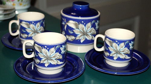 Vtg Set 3 Demitasse Cups/Saucers/Sugar Bowl/Lid PAGNOSSIN ITALY 7610 Cobalt Blue
