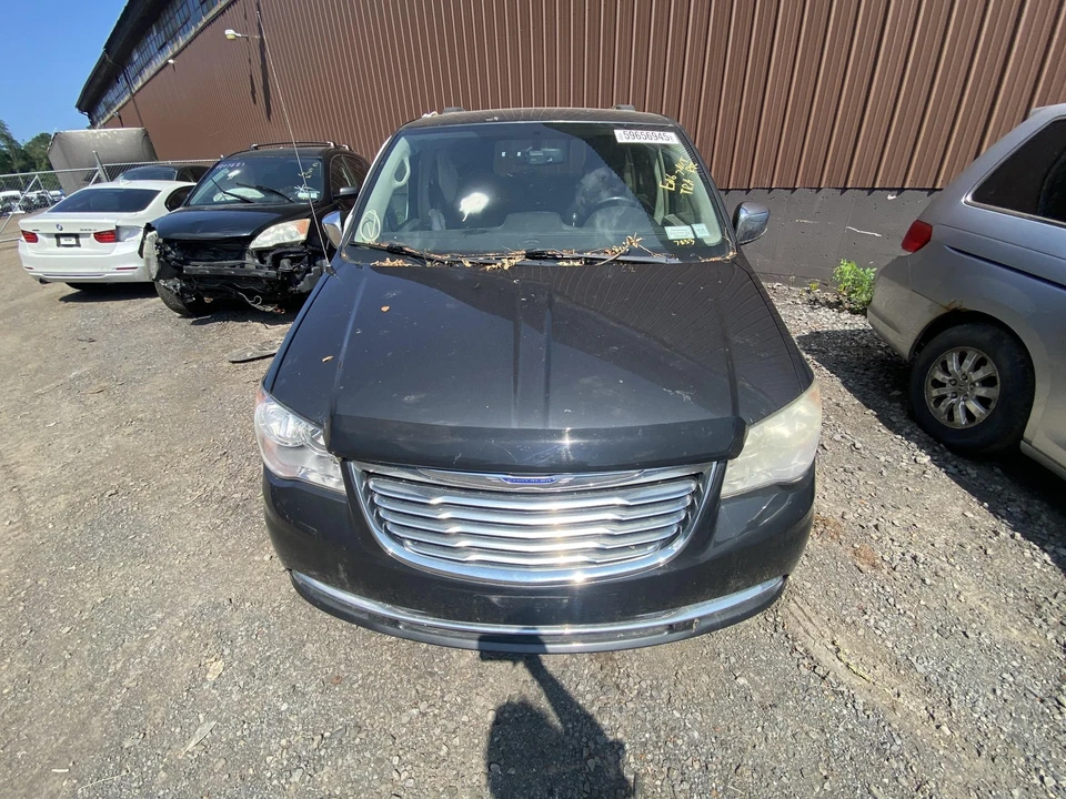Conjunto de filtro de aire usado se adapta a: Chrysler Town & Country 2012 grado A Foto 2 de 4