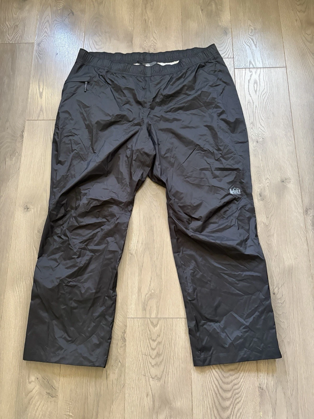 NWT Rei Co-op Essentials Rain Black Rain Pants Regular Fit Women’s Size 2XL $60
