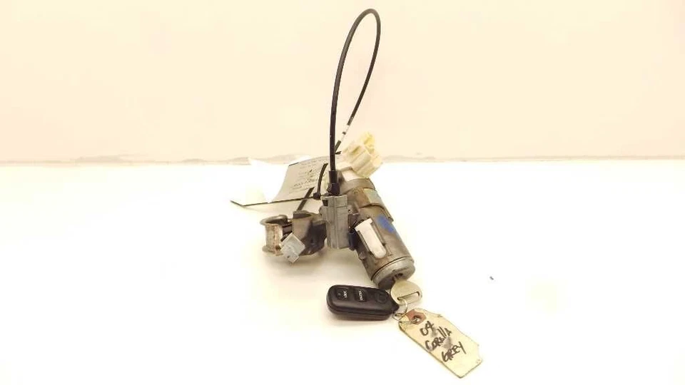 03-08 TOYOTA COROLLA IGNITION SWITCH WITH KEY - Image 3 of 4