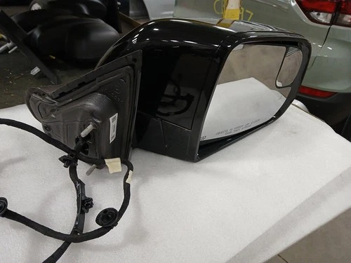 Passenger Right Side View Mirror For 2024 Grand Wagoneer 3017795