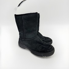 UGG Australia Black Leather Sheepskin Cuff Boots F8008H Women's Size 7